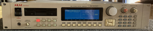 Akai S3000XL Rack Sampler – SamplerZone.com