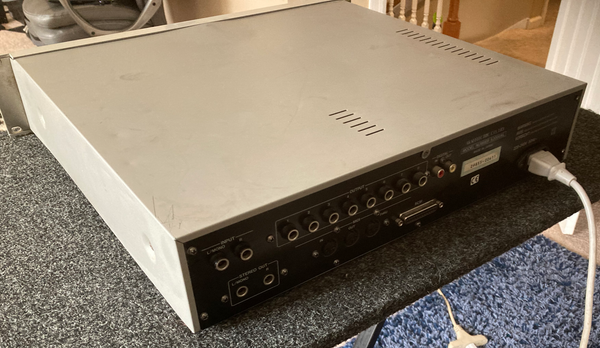 Akai S3000XL Rack Sampler – SamplerZone.com